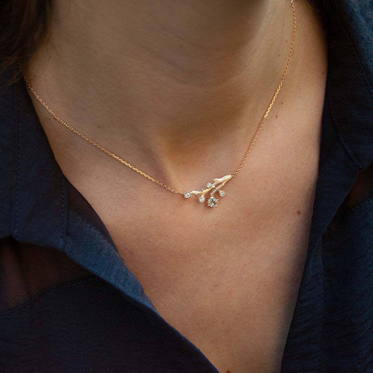 Collier branche de Gypsophile