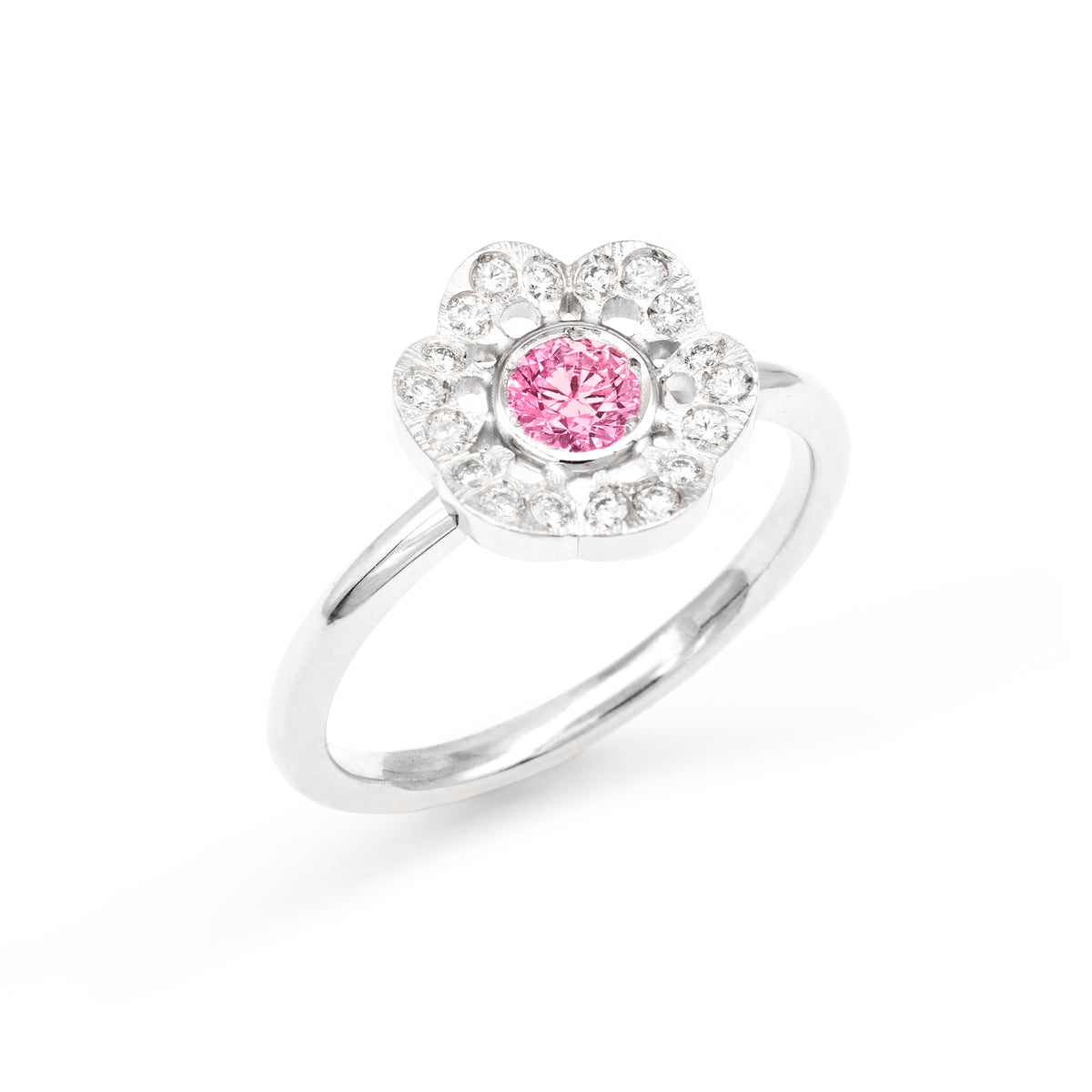 Bague entourage coquillages saphir