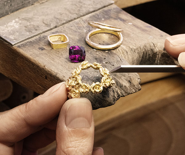 Création de bijoux : les différents types de mailles – L'atelier – Le blog  des créateurs de bijoux Cookson CLAL