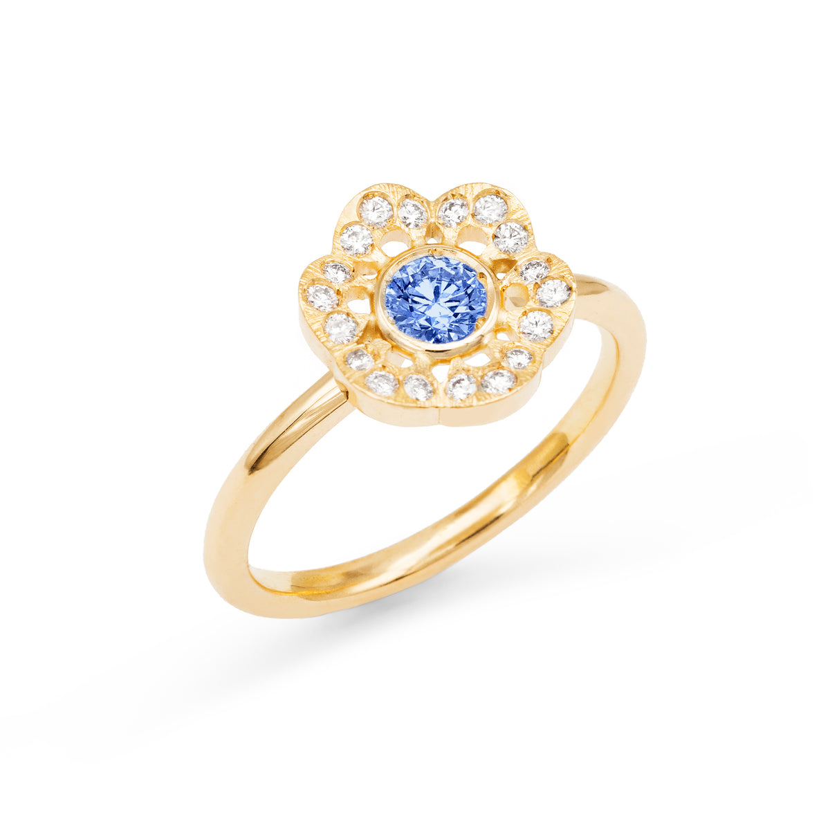 Bague entourage coquillages saphir