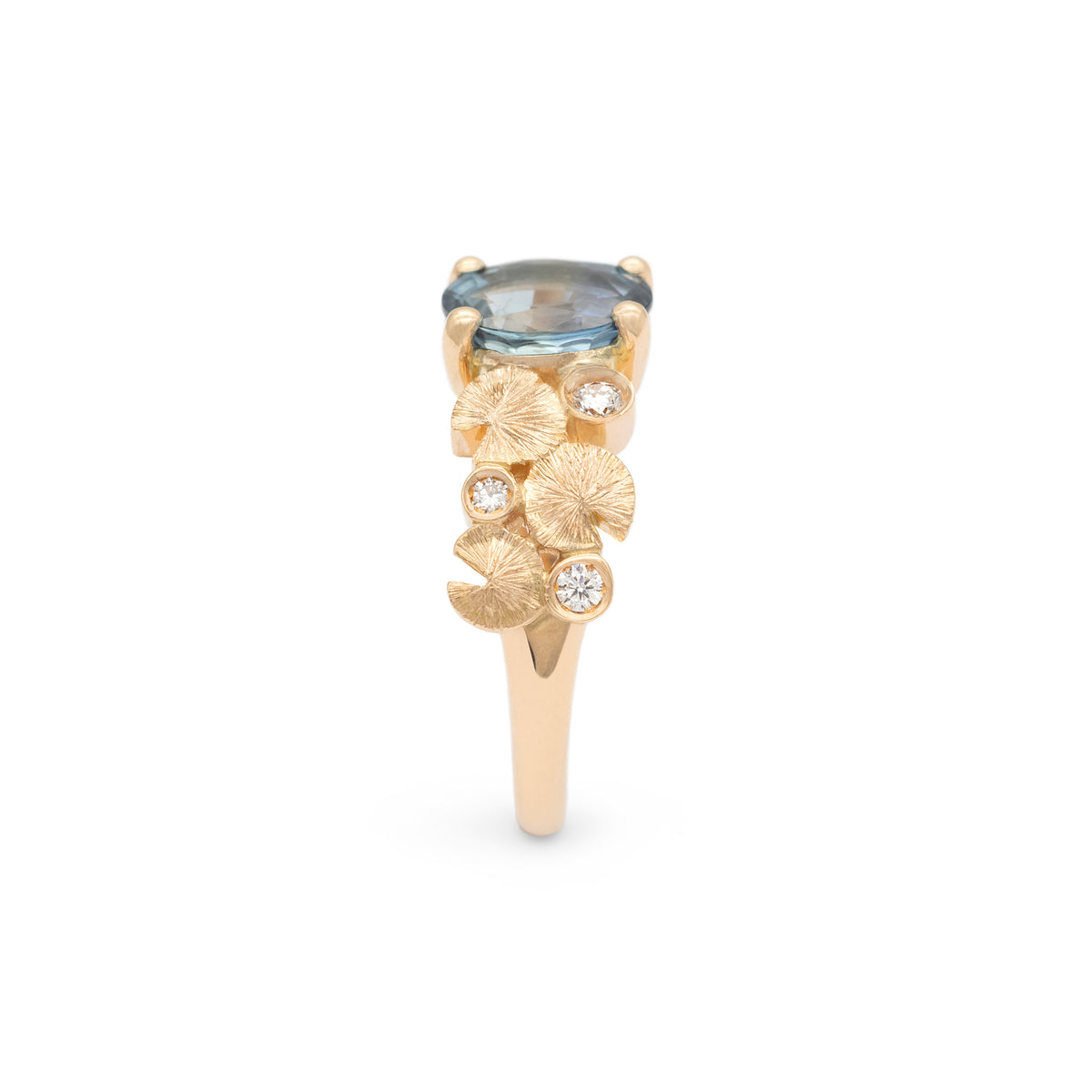 Bague de fiançailles Nymphéas Saphir