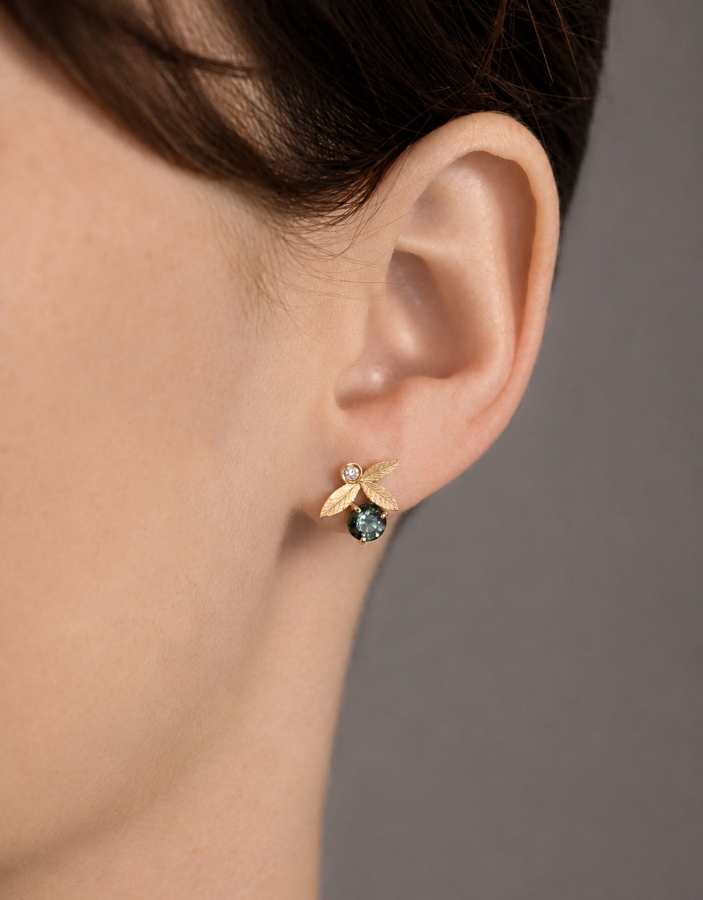Boucles d’oreilles Puces Olivier Saphir